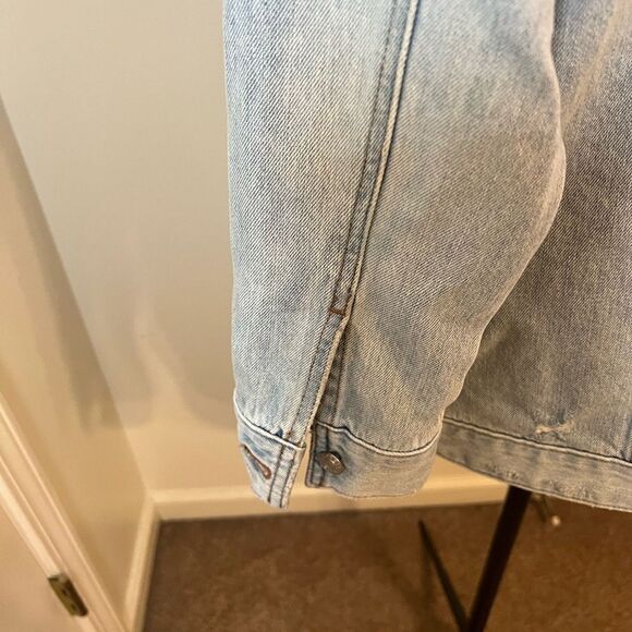 Express Denim Jacket. Size XS/S Great Condition - Picture 6 of 8